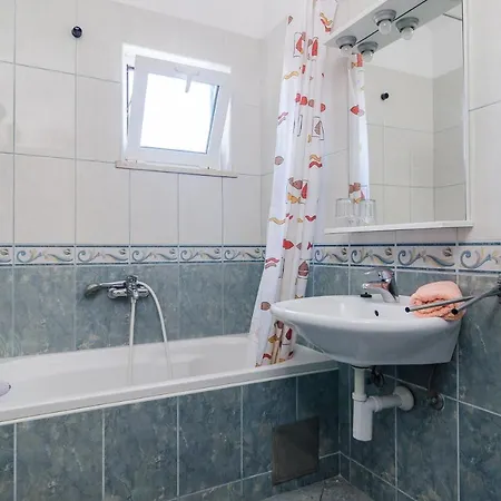 Apartamento With Parking Space Zuljana, Peljesac - 4574
