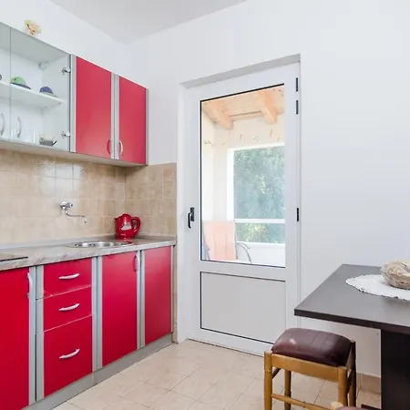 With Parking Space Zuljana, Peljesac - 4574 דירה