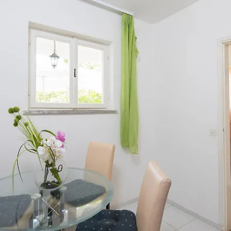 With Parking Space Zuljana, Peljesac - 4574 דירה