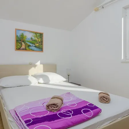 With Parking Space Zuljana, Peljesac - 4574 דירה
