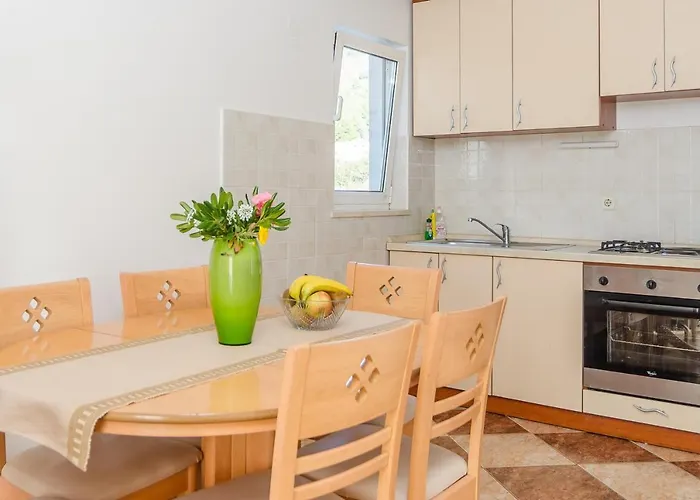 Appartement With Parking Space Zuljana, Peljesac - 4574